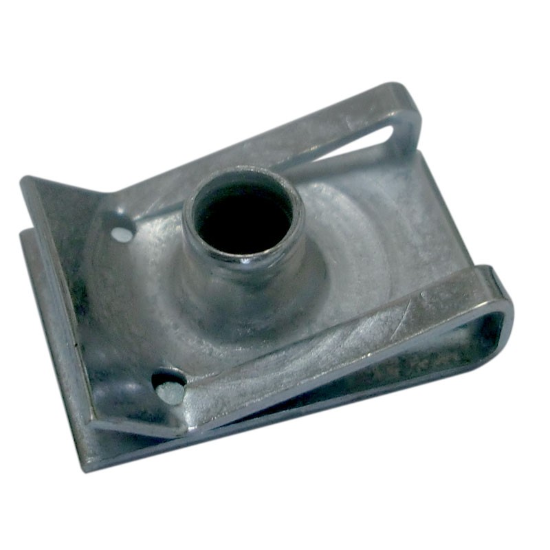 Blister 4 écrous clips vis métal 23.9x16mm V6